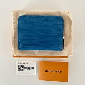 LIKE NEW Louis Vuitton Zippy Coin Purse